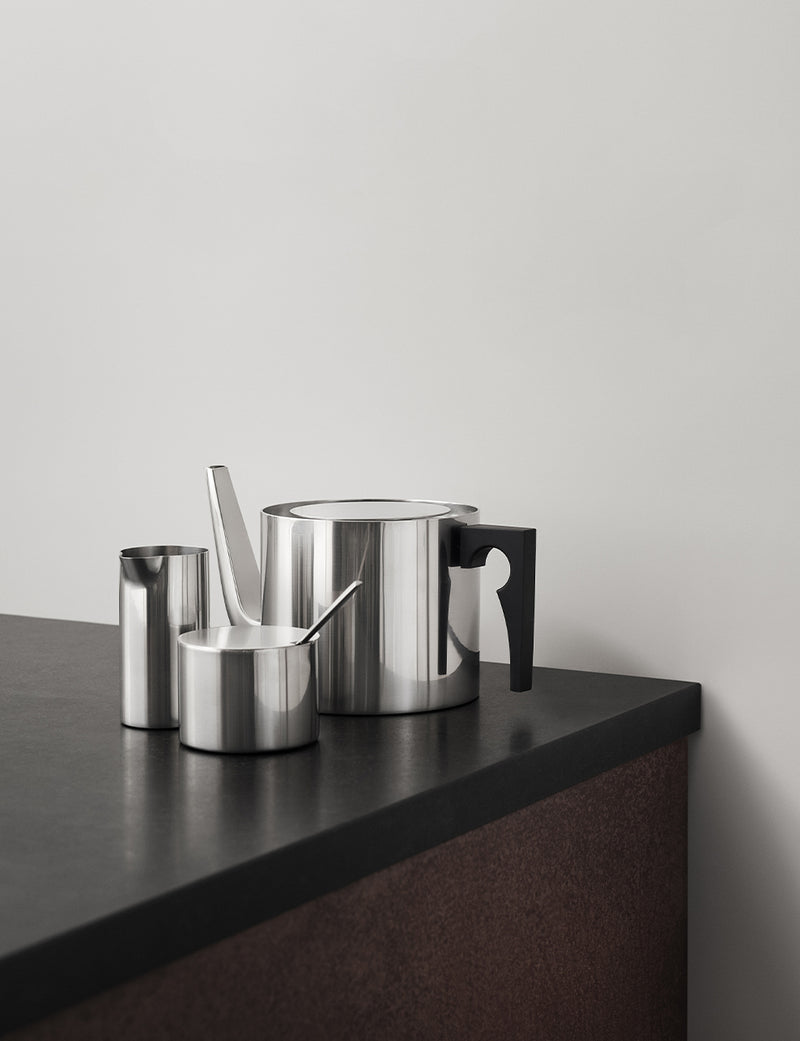 Cylinda-line by Arne Jacobsen - Stelton